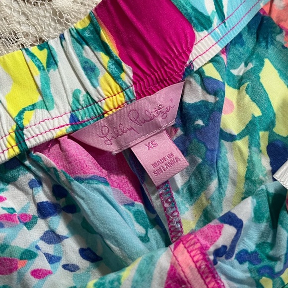 Lilly Pulitzer Vibrant Patterned Fringed Shorts with Pockets - Picture 6 of 6